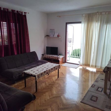 Apartments Vale - 450M To The Beach Водице Екстер'єр фото